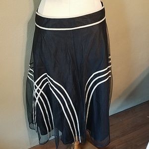 Like new Ann Taylor loft skirt